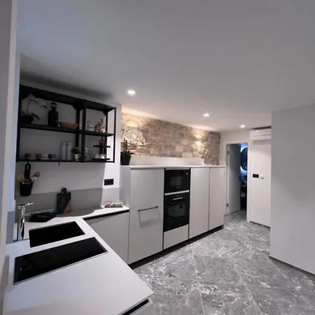 Stradun Palace - Old Town Apartment